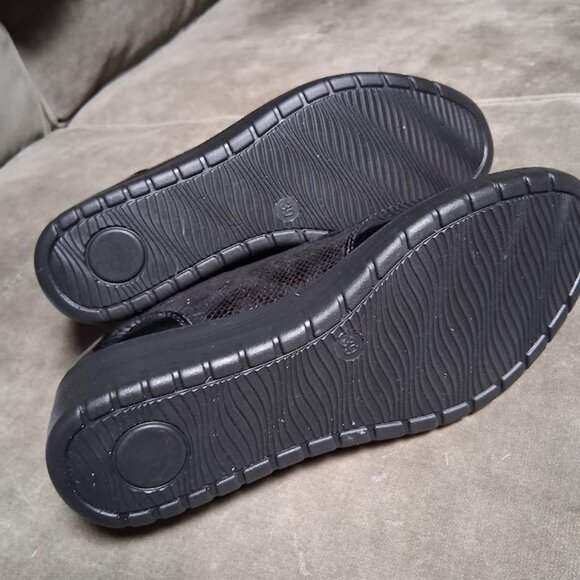 Flexus by Spring Step Concha Black Patent Leather Wedge Shoes New In Box Sz 8.5 - Picture 9 of 10